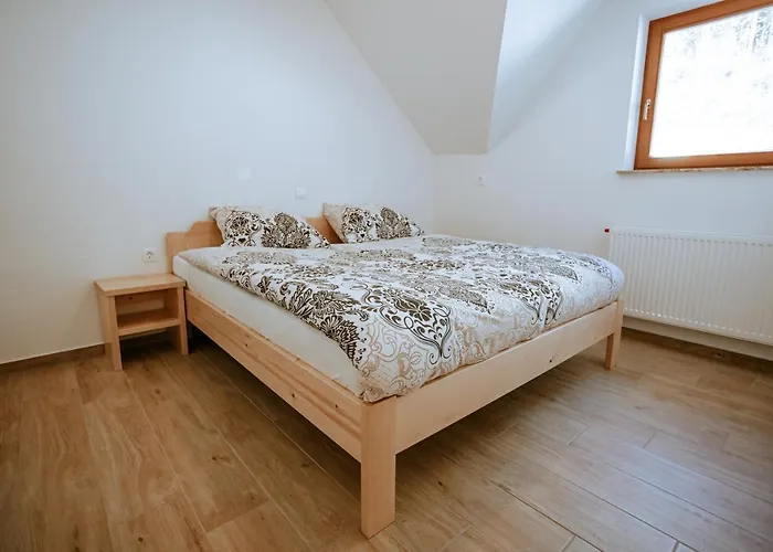 Cenda Daire Zelezniki